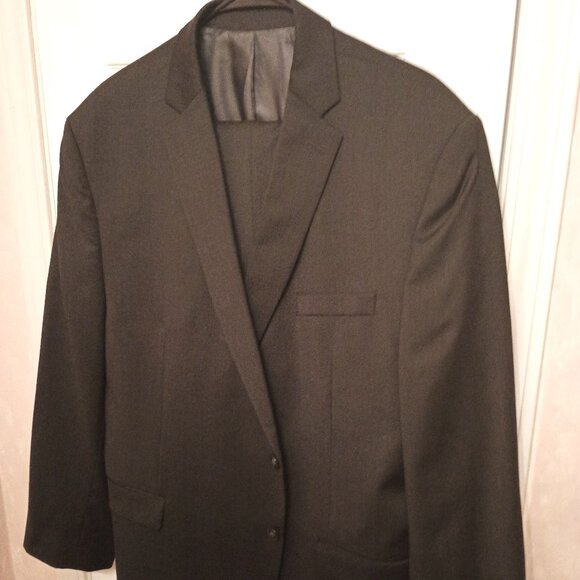 Calvin Klein Men Dark Gray Suit - Picture 1 of 16